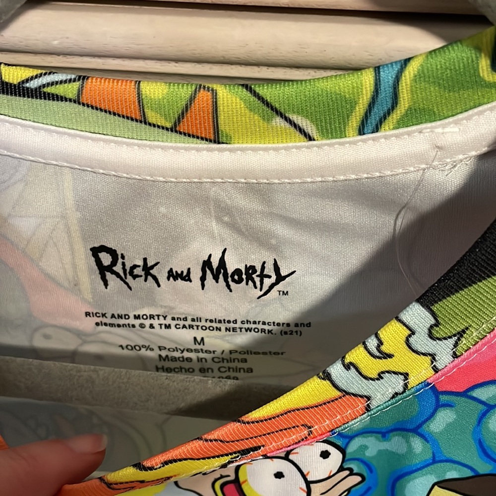 Men’s Rick and Morty retro colorful canvas T-shirt, medium new - Picture 4 of 5